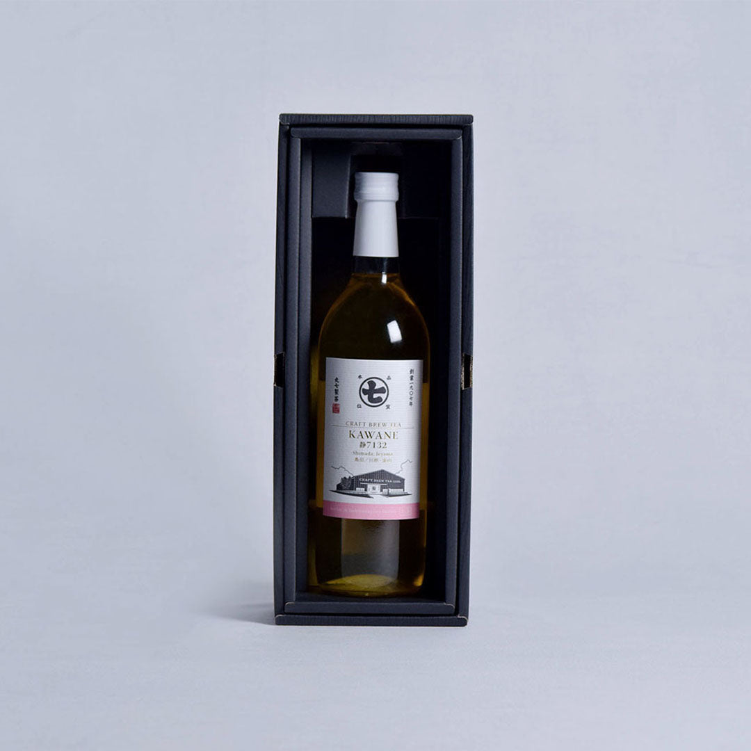 KAWANE 静7132 720ml 箱入り
