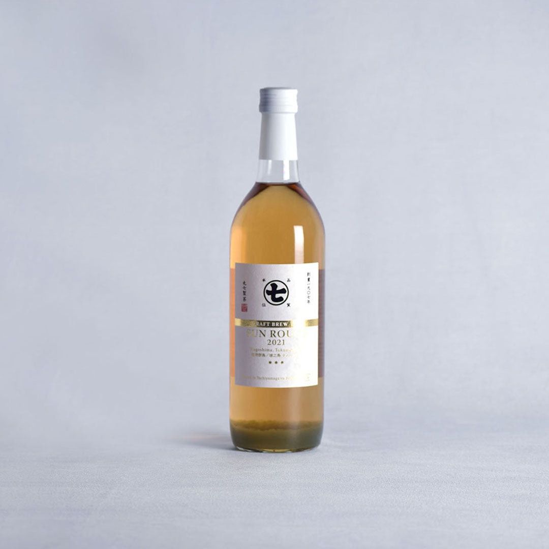 SUNROUGE 徳之島 720ml 箱入り