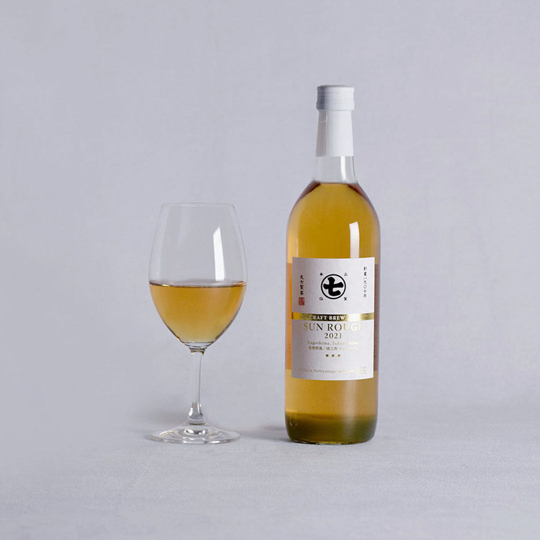 SUNROUGE 徳之島 720ml 箱入り